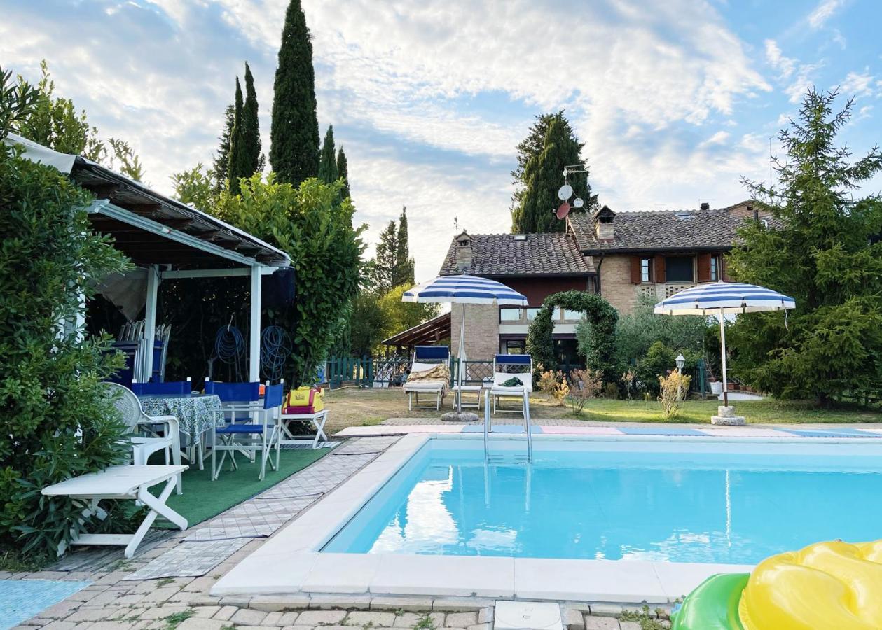 Appartamento Con Piscina E Giardino A Siena Dış mekan fotoğraf