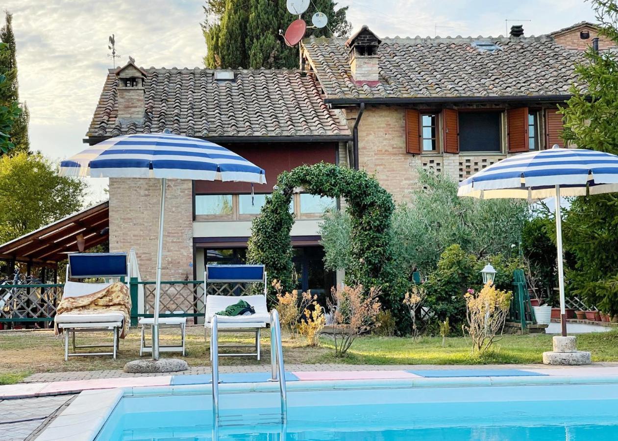 Appartamento Con Piscina E Giardino A Siena Dış mekan fotoğraf